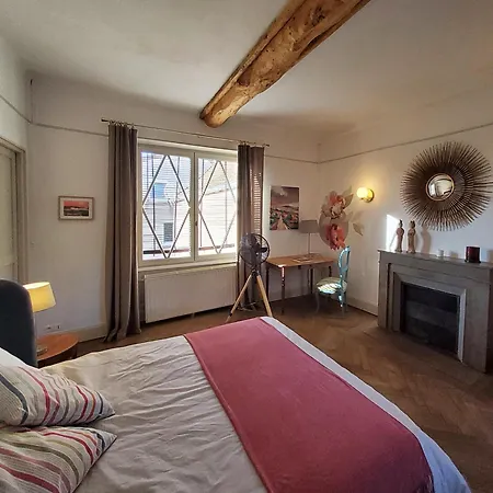 La Parenthese A Etrigny Bed & Breakfast Exterior photo